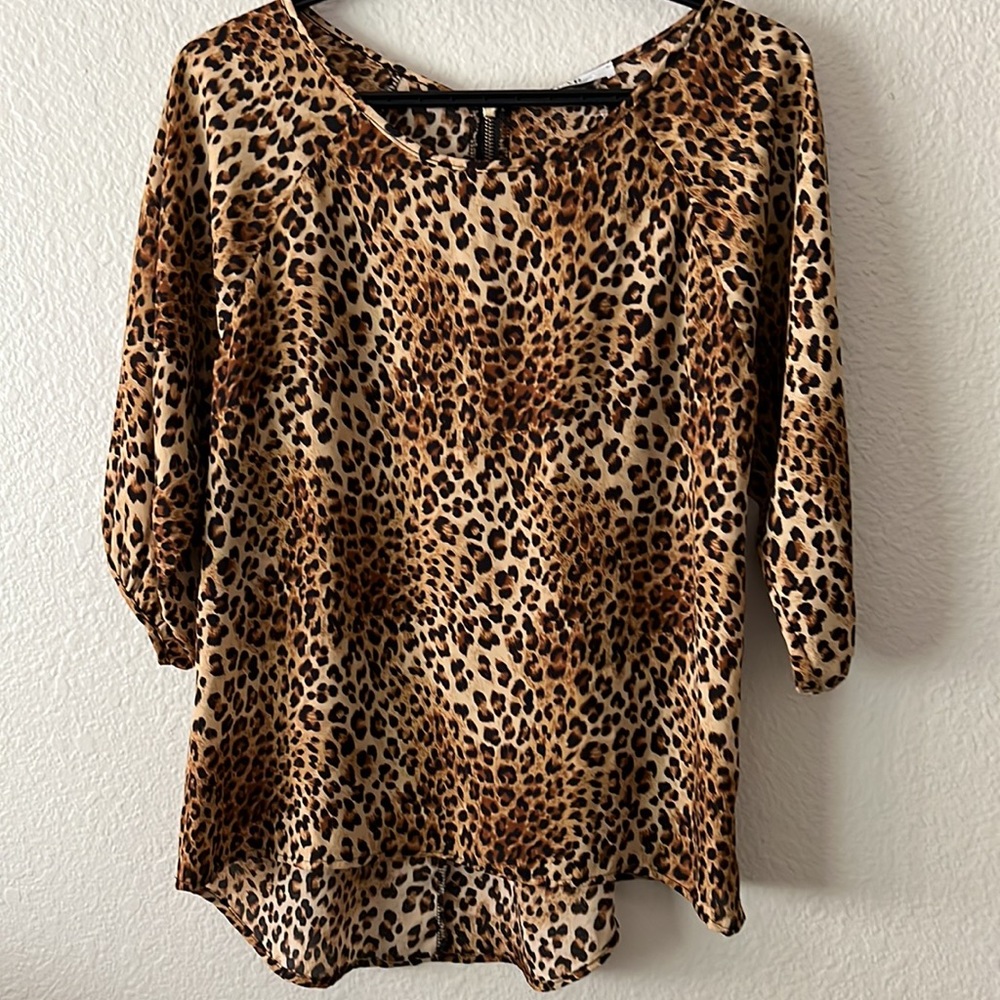NWOT Women's Leopard Print Blouse
